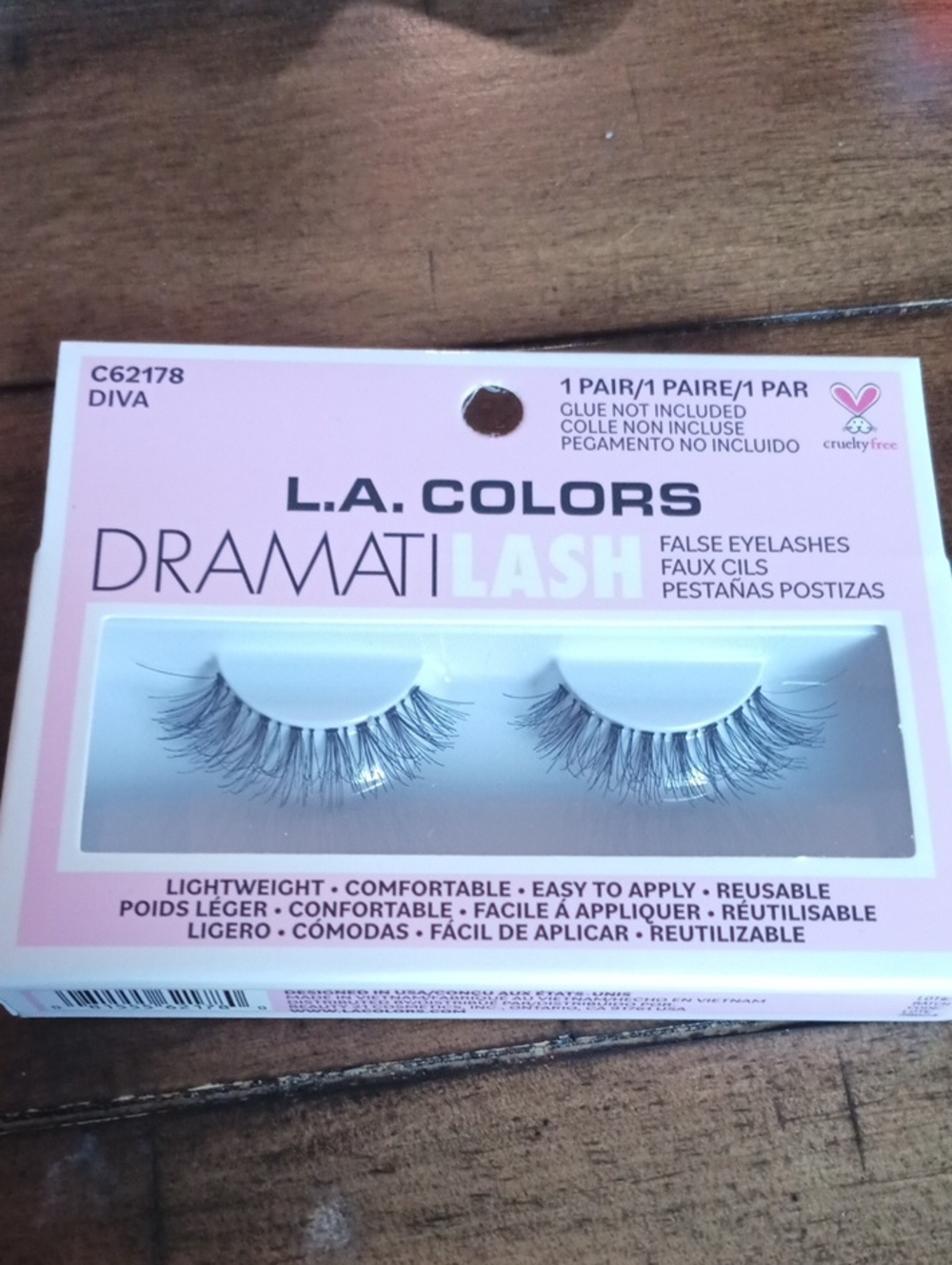 L.A. Colors DramatiLash False Eyelashes - Pink